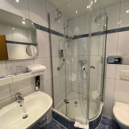 Szálloda Zwei Mohren