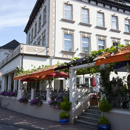 Hotel Zwei Mohren 3*